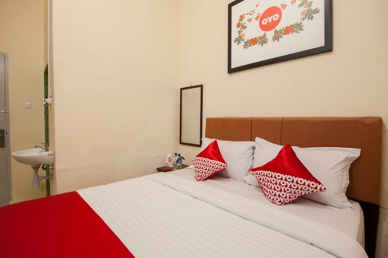 Oyo 719 Penginapan Panatapan Almonsari Resort Siborongborong Экстерьер фото